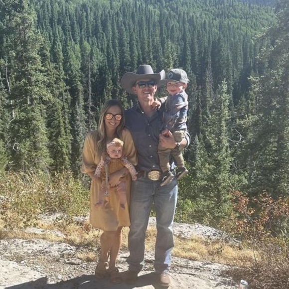 Meet your Posher, Ashley - Picture 1 of 1